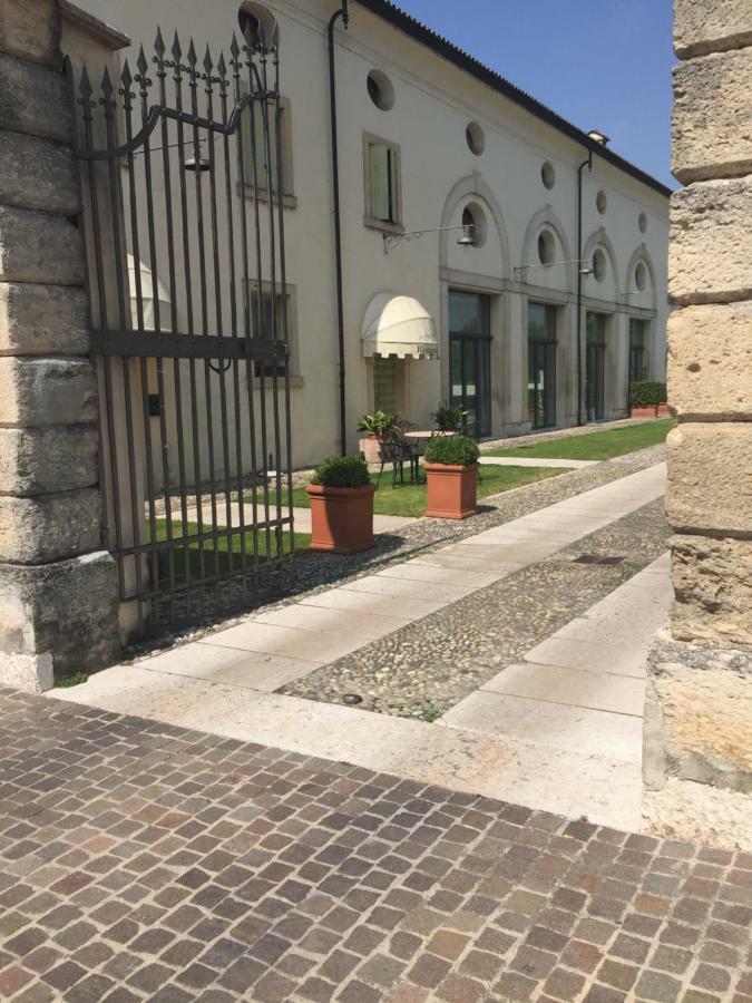 Villa Vecelli Cavriani Mozzecane Zewnętrze zdjęcie