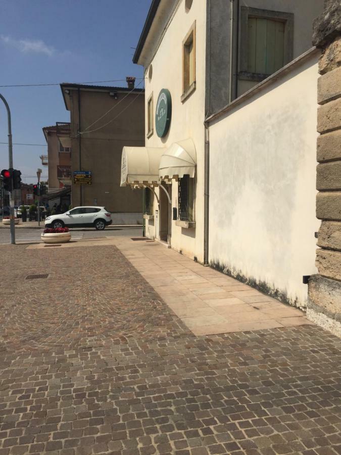 Villa Vecelli Cavriani Mozzecane Zewnętrze zdjęcie